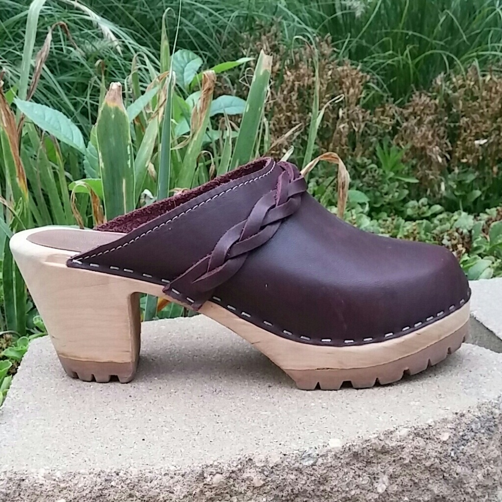 MIA ELSA CLOGS